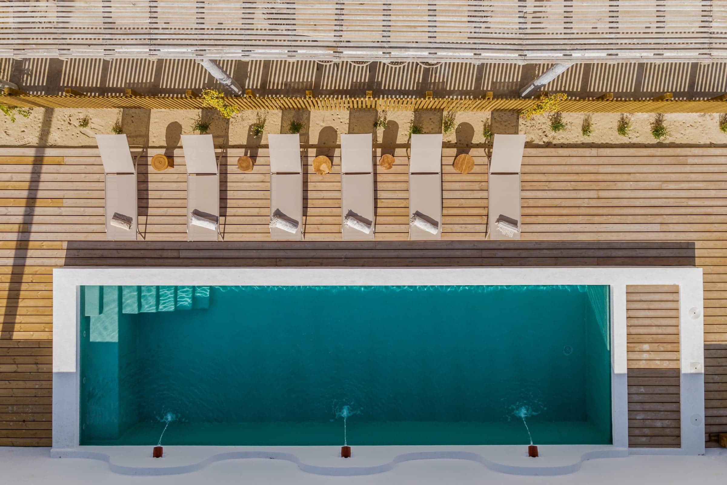 Vista aérea da piscina